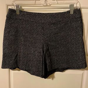 Margaret M black/white shorts